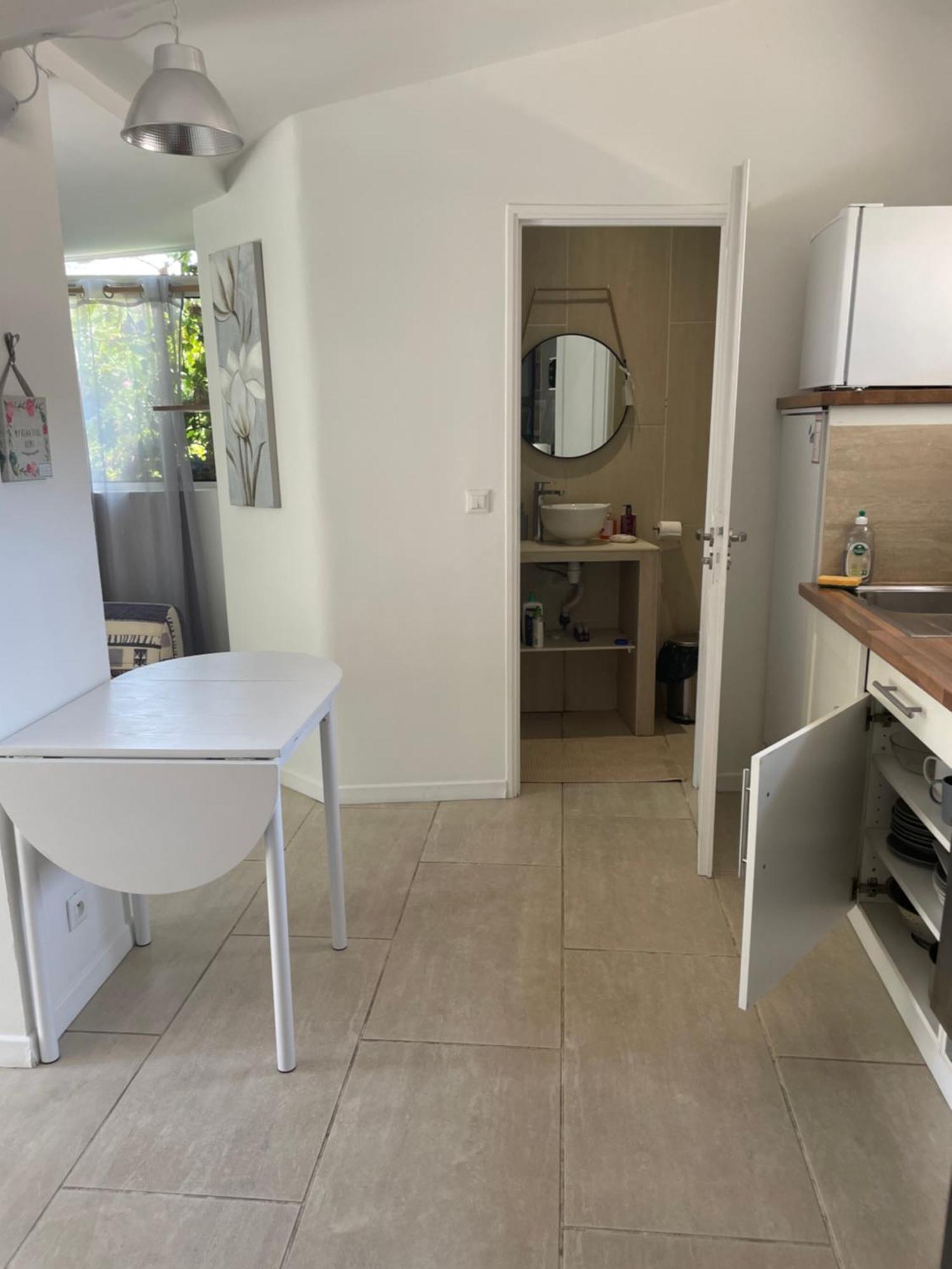 Cozy House With Parking And Garden Apartment Ница Екстериор снимка